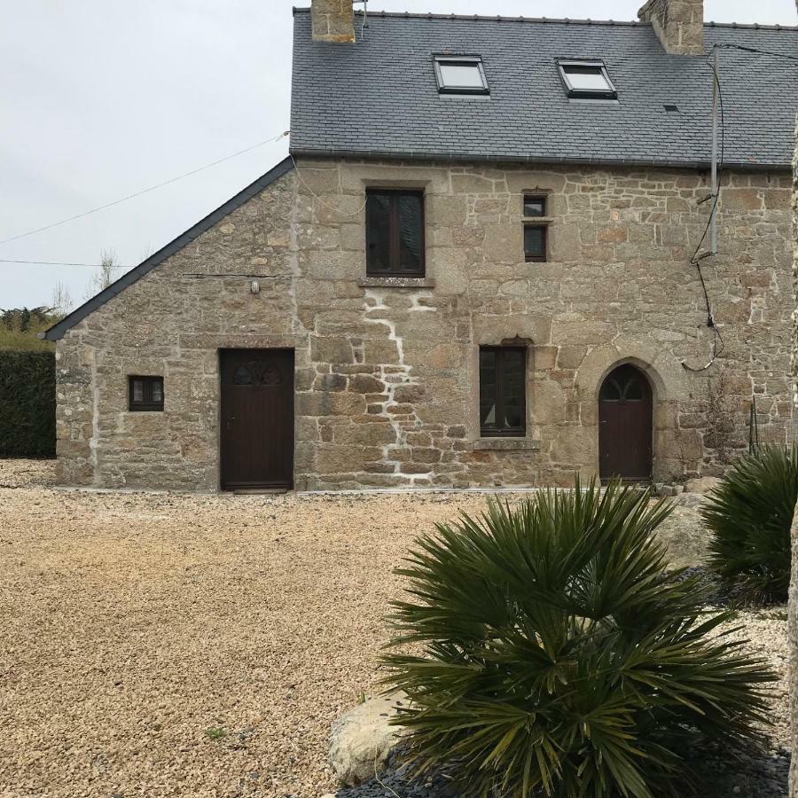 Charmante Maison Entre Terre Et Mer Plouaret エクステリア 写真
